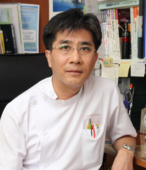 院長 岡田 卓郎